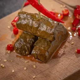 صحن ورق عنب حراق